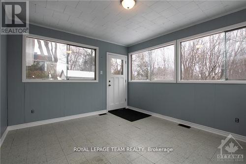 49 Crownhill Street, Ottawa, ON - Indoor Photo Showing Other Room