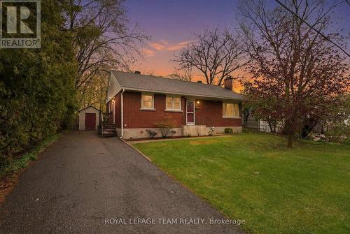 49 CROWNHILL STREET  Ottawa, ON K1J 7K5