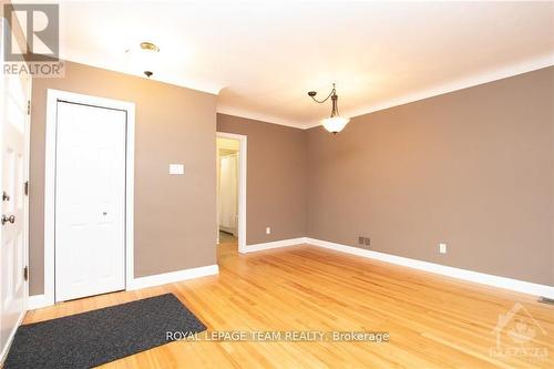 49 Crownhill Street, Ottawa, ON - Indoor Photo Showing Other Room