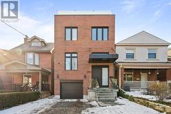 LOWER - 276 WYCHWOOD AVENUE  Toronto, ON M6C 2T7