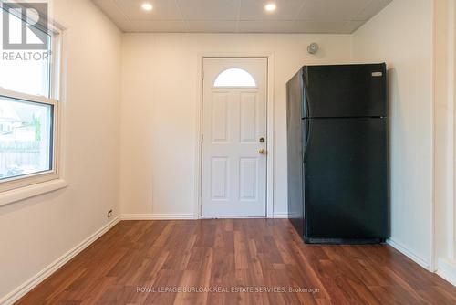 49 Province Street S, Hamilton, ON - Indoor Photo Showing Other Room