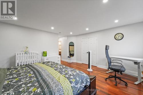 2988 Gulfstream Way, Mississauga, ON - Indoor Photo Showing Bedroom