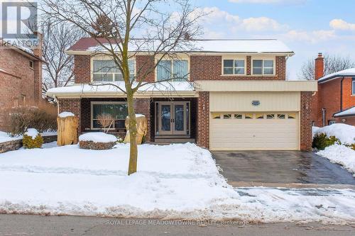 2529 CLAYMORE CRESCENT  Mississauga, ON L5C 3A2