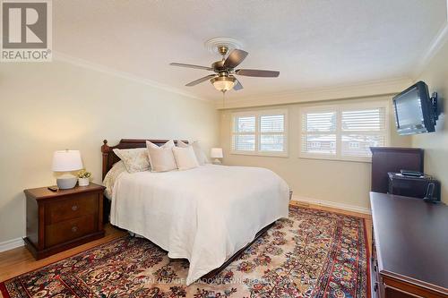 2529 Claymore Crescent, Mississauga, ON - Indoor Photo Showing Bedroom