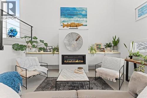 136 Lowes Sideroad, Amherstburg, ON - Indoor With Fireplace