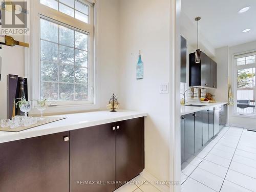 2 Yorkton Boulevard, Markham, ON - Indoor Photo Showing Other Room