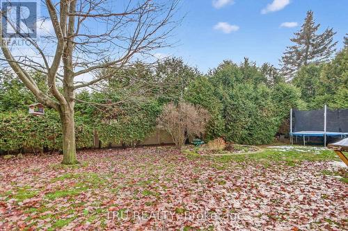 12 Apache Crescent, Ottawa, ON - Outdoor