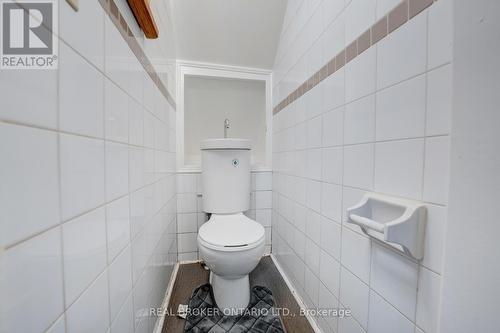 195 Islington Avenue, Toronto, ON - Indoor Photo Showing Bathroom