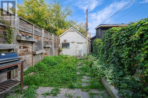 195 Islington Avenue, Toronto, ON - Outdoor