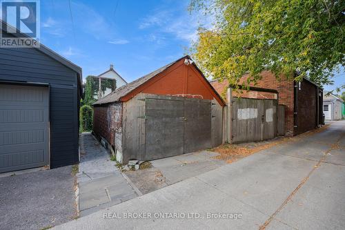 195 Islington Avenue, Toronto, ON - Outdoor