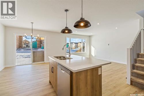 326 Katz Avenue, Saskatoon, SK - Indoor Photo Showing Kitchen With Double Sink