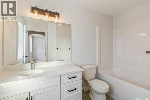 326 Katz Avenue, Saskatoon, SK - Indoor Photo Showing Bathroom