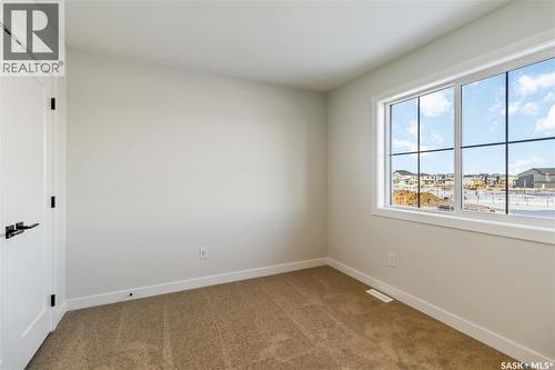 326 Katz Avenue, Saskatoon, SK - Indoor Photo Showing Other Room