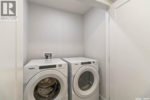 326 Katz Avenue, Saskatoon, SK - Indoor Photo Showing Laundry Room