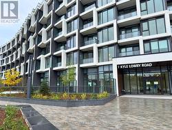 612 - 1 KYLE LOWRY ROAD  Toronto, ON M3C 0S6