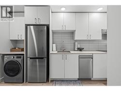 Laundry & Kitchen - 