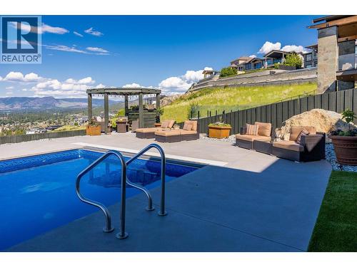 750 Kuipers Crescent, Kelowna, BC - Outdoor With Deck Patio Veranda With Exterior