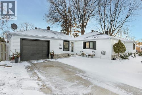 805 ROSELAWN  Windsor, ON N9E 2B3