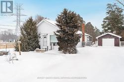 11 PARK AVENUE  East Gwillimbury, ON L9N 1G9