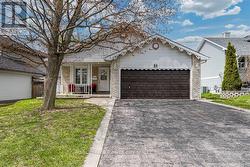 6 REYNIER DRIVE  Brampton, ON L6Z 1L4