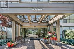 707 - 2267 LAKE SHORE BOULEVARD W  Toronto, ON M8V 3X2