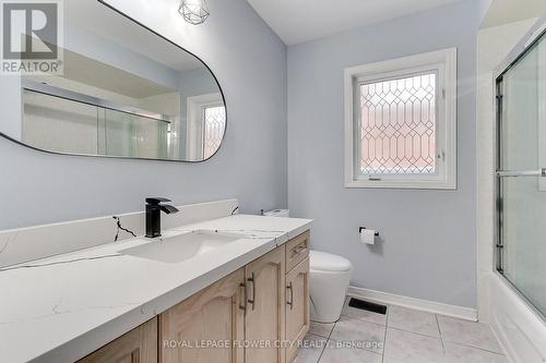 4826 Auckland Avenue, Mississauga, ON - Indoor Photo Showing Bathroom