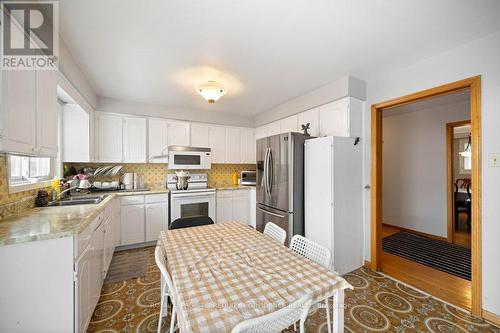 473 Hounslow Avenue, Toronto, ON - Indoor Photo Showing Kitchen With Double Sink