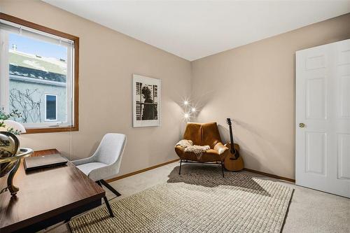 131 Norcross Crescent, Winnipeg, MB - Indoor