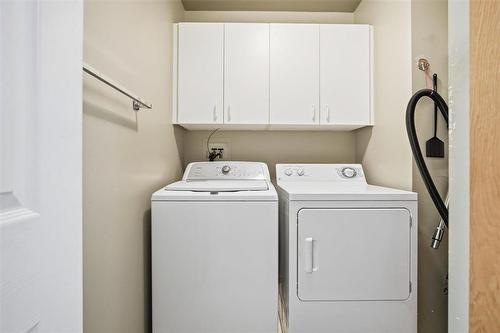 131 Norcross Crescent, Winnipeg, MB - Indoor Photo Showing Laundry Room