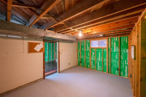 1483 Manitoba Street, Penticton, BC - Indoor Photo Showing Basement