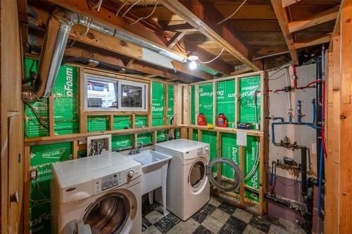 1483 Manitoba Street, Penticton, BC - Indoor Photo Showing Laundry Room