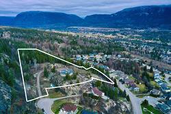 3500 14th Avenue  Castlegar, BC V1N 3X7
