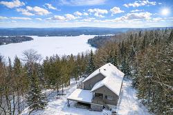 1816 Ch. du Lac-Boileau O.  Rivière-Rouge, QC J0T 1T0