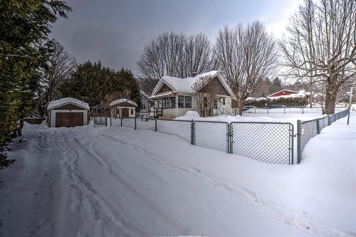 816 Rue de la Station  Prévost, QC J0R 1T0