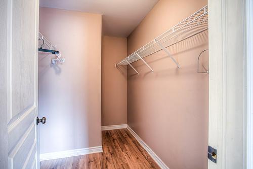 Chambre à coucher - 4658 Rue Esther-Pariseau, Laval (Chomedey), QC - Indoor With Storage