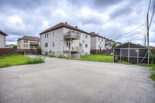 Cour - 4658 Rue Esther-Pariseau, Laval (Chomedey), QC - Outdoor