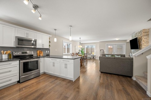 817 Tracker Pl, Comox, BC 