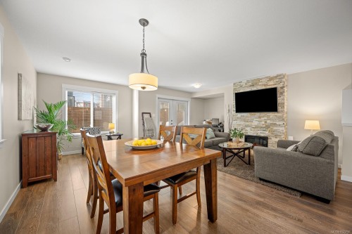 817 Tracker Pl, Comox, BC 