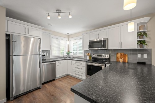 817 Tracker Pl, Comox, BC 