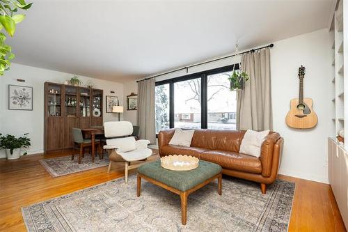 585 Edison Ave, Winnipeg, MB 