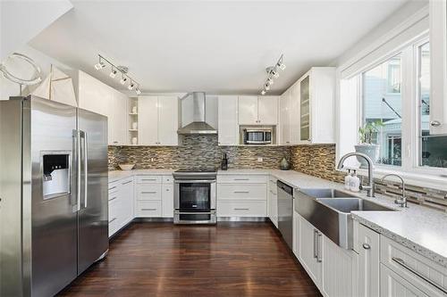 356 Scotia St, Winnipeg, MB 