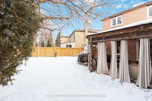 4281 Torino Crescent, Mississauga, ON - Outdoor