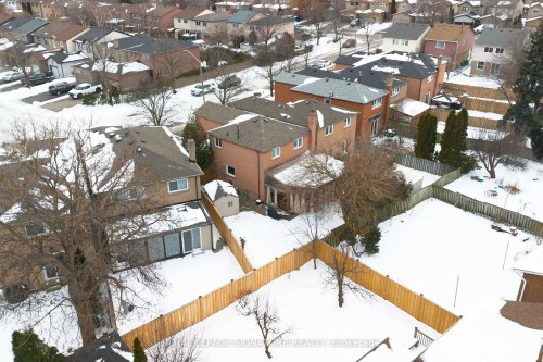 4281 Torino Crescent, Mississauga, ON - Outdoor