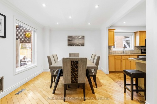 4281 Torino Crescent, Mississauga, ON - Indoor Photo Showing Dining Room