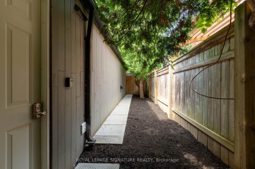 1969 Balsam Avenue, Mississauga, ON - Outdoor With Exterior