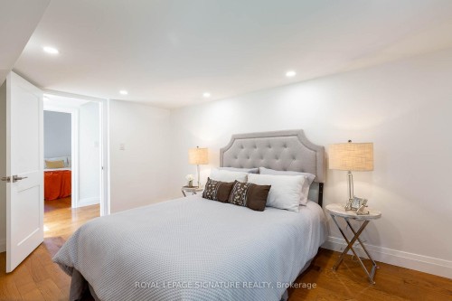 1969 Balsam Avenue, Mississauga, ON - Indoor Photo Showing Bedroom