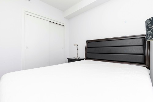 Chambre à coucher - 1607-1211 Rue Drummond, Montréal (Ville-Marie), QC - Indoor Photo Showing Bedroom