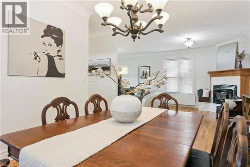 132 Queen Street W, Cambridge, ON - Indoor Photo Showing Dining Room