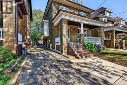 LOWER - 104 CARRICK AVENUE  Hamilton (Stripley), ON L8M 2W6