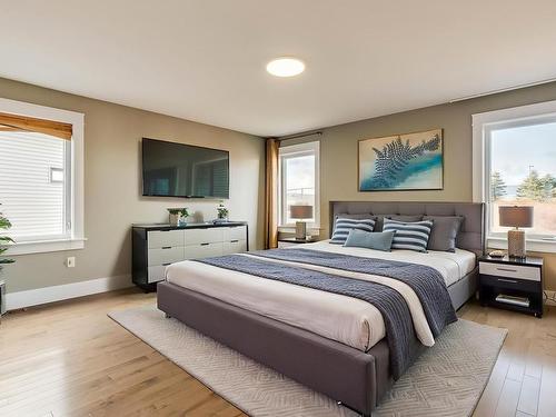 66 Hadley Crescent, Halifax, NS 